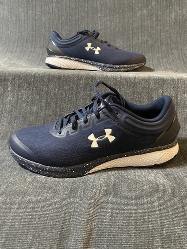 Under armour charged escape - under,
