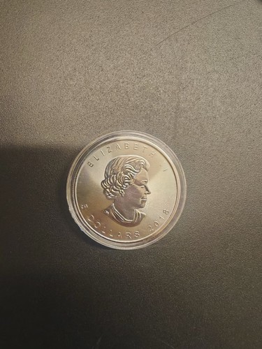 Canada dollars 2018 maple - 5,