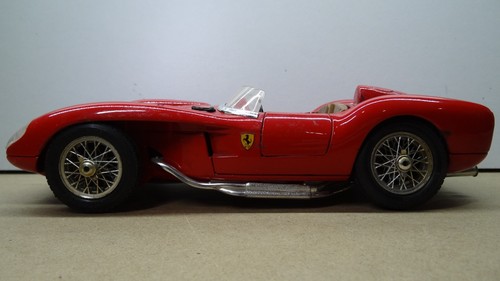 Bburago ferrari 250 testa - 1:18,
