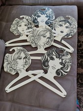 6 Stck. Pop Art Kleiderbügel