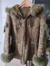 Damen-Wintermantel Hell Grün Gr. M mit Kapuze Natur Wildleder Top Zustand