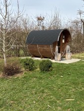 Fass Sauna, Sehr Gepflegter Zustand. 2021 gekauft. NP war 5.097,00€.