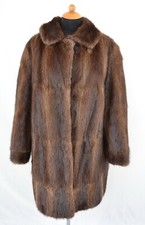 A1838 BISAM MANTEL PELZ