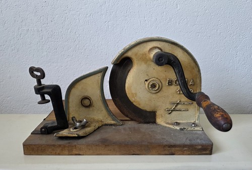Vintage brotschneidemaschine - vintage,