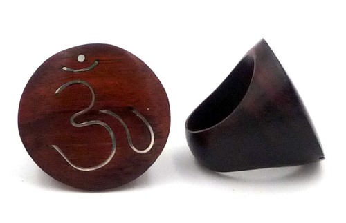 Ethno ring aus bio ebenholz - aus,