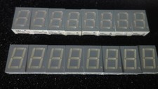 7-Segment LED-Anzeigen, 8 x grün, gemeinsame Kathode , 8 x rot gemeinsame Anode 