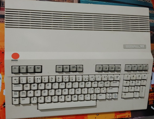 Commodore 128 bit - 128, 8-bit