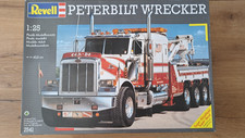 Revell Peterbilt Wrecker 1:25
