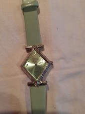 hübsche Damen Armbanduhr Platino Collection Quartz mit mintgrünem Armband