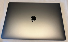 Apple MacBook Pro 15,4“ TOUCHBAR  i7 2,6 Ghz 256 GB SSD 16 GB Ram Radeon Pro 450