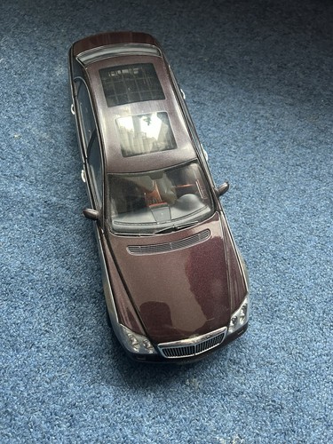 Autoart maybach 62 lwb - autoart,
