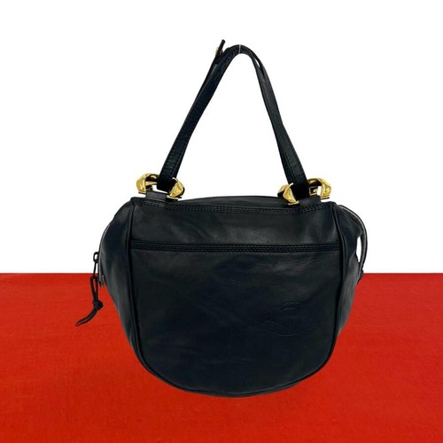 Loewe anagram logo - anagram,