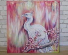 WEISSER PFAU IM FRÜHLING