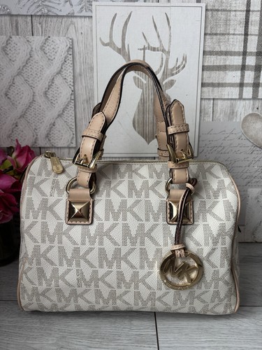 Michael kors signature - michael,