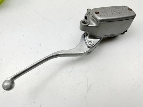 Honda ntv650 rc33 - rc33, revere