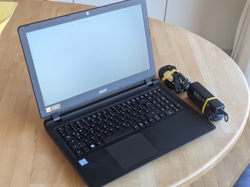 Acer aspire es1 572 laptop - aspire,