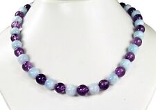 Schöne Halskette aus