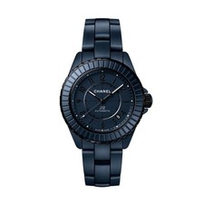 Chanel J12 Blau