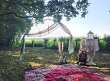 Hochzeitsdeko / Saaldeko / Traubogen-Deko / Bühnen-Deko -Boho -weiß, beige, grün