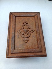 Antike Baustoffe-Ofentürchen?