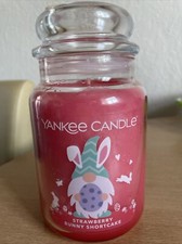 Yankee Candle Strawberry Bunny