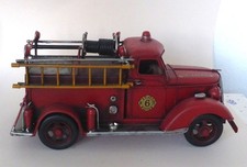 Feuerwehrauto (antik) Metall, mit vielen Details zur Dekoration