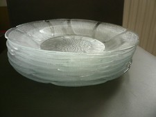 Gedeckter Tisch 7 Glasteller Salatteller Glasschalen Dessertteller Servierteller