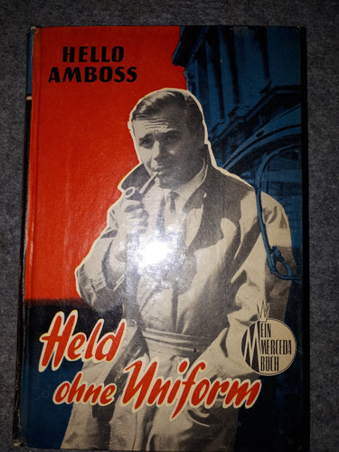 Held ohne uniform - held, uniform-amboss-ein