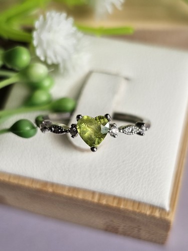 Damenring mit grüner peridot - grüner,
