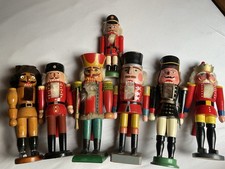 7 alte antike Nussknacker Erzgebirge DDR 