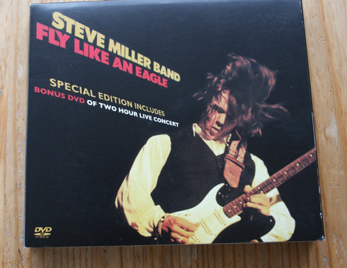 Fly like eagle - eagle, steve