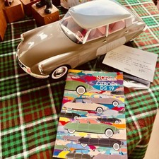 Citroen DS19 Norev Maßstab