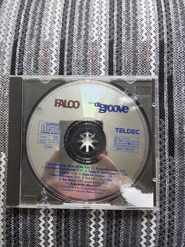Falco data de - ,