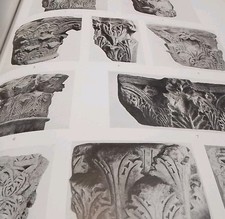 DIE RÖMISCHEN KAPITELLE DES