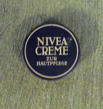 Alte Dose , Blechdose , Nivea