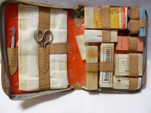 Antike vintage reiseapotheke - antike/vintage,