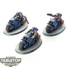 Space Marines - 3x Outriders - bemalt