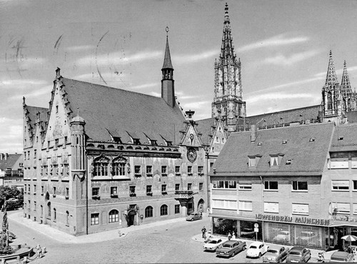Ulm mit rathaus vw - ulm,