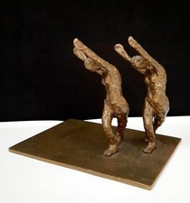 Bronze Skulptur,unikat orig. signiert"L.Bernhard"schreitende Personen-B28cm-6kg