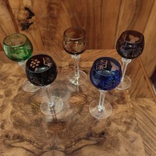 Fünf Kristall Likör Römer