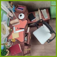 Puppenstube "Kleines Studio" Schaukasten Diorama Roombox Puppenzimmer Büro