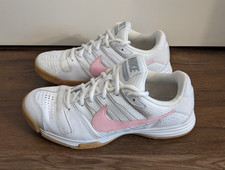 NIKE Court Shuttle 3