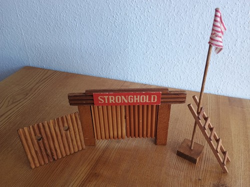 Western fort stronghold - , vero