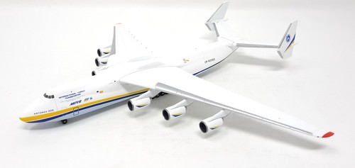 Flugzeug antonov airlines - antonov,