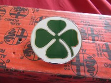 Alfa Romeo GT / Bertone Emblem Kleeblatt weiß / grün links 105366250050101 NEU