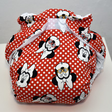 Omutsu „Pünktchenmädchen“ mit Spreizkern – Verspielte Stoffwindel mit Retro-Char