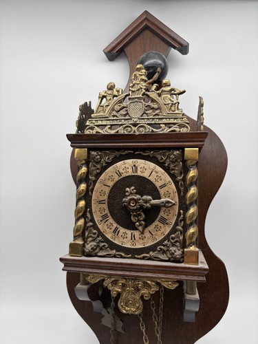 Alte große wanduhr - alte,