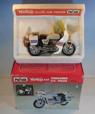 Polistil 1/15 Norton 850