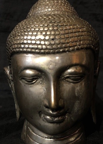 Karana mudra buddhafigur - karana,