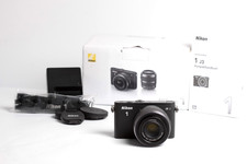 Nikon 1 J3 Digitalkamera Set
